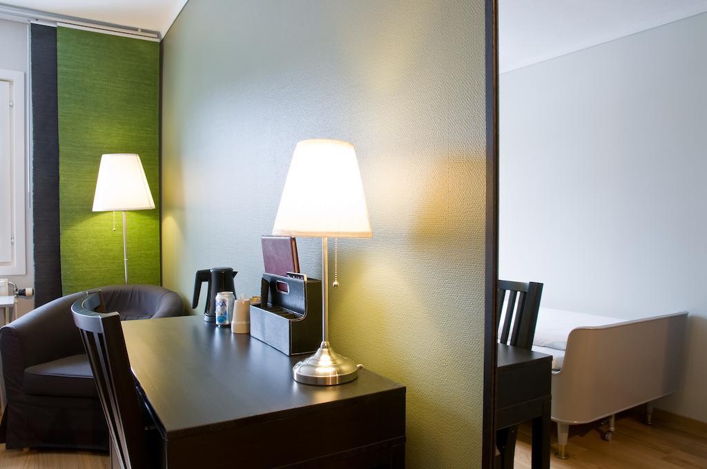 Jennys Hotell Och Restaurang Arvika Habitación foto